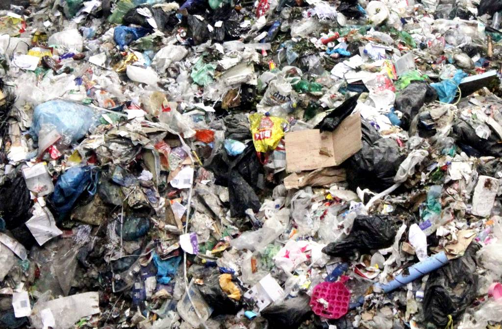 V spracovaní nerecyklovateľného odpadu Slovensko zaostáva. Analytička načrtla riešenia